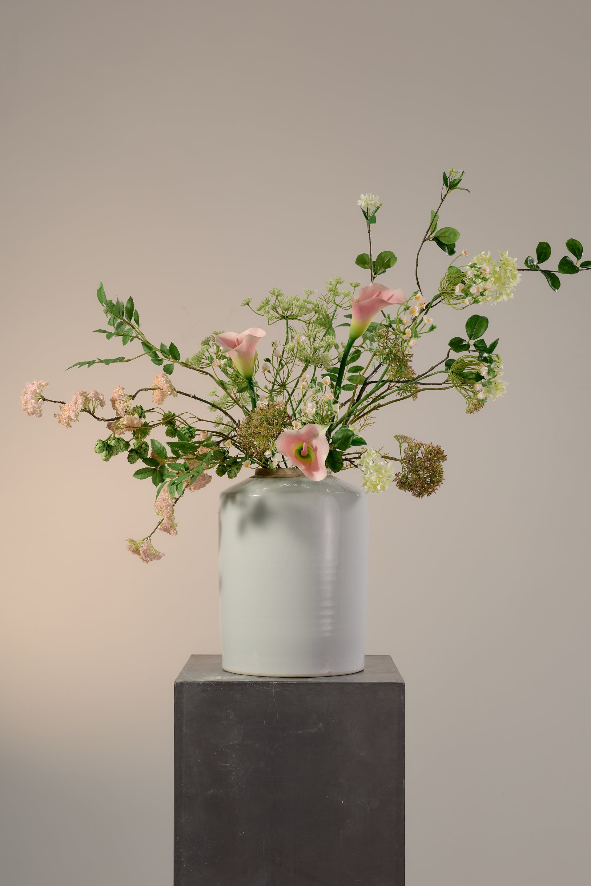 Open Floorplan - Without Vase